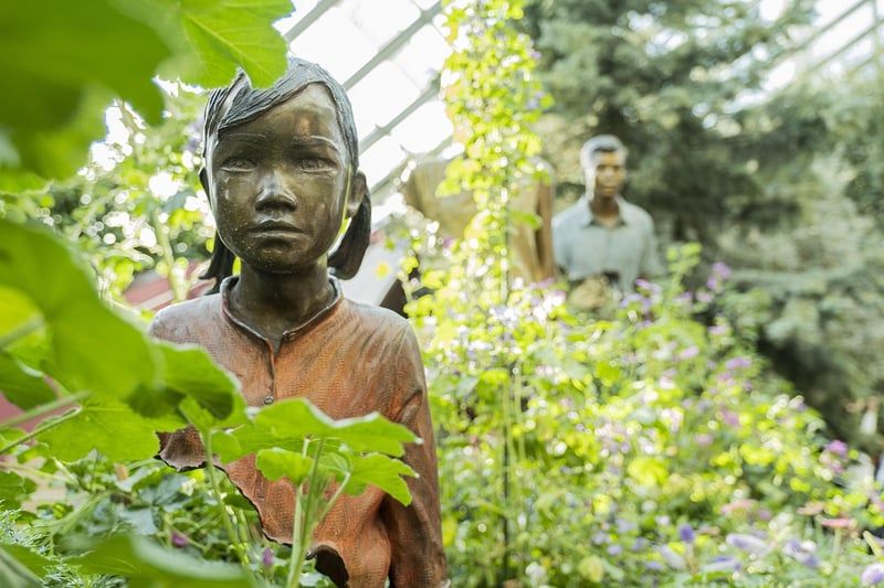 la sculpture dans le jardin
